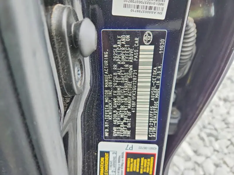2016 TOYOTA CAMRY SE  