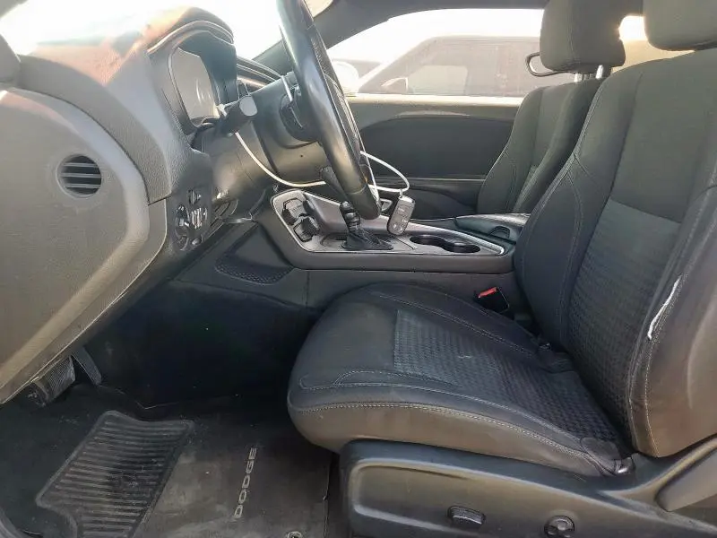 2015 DODGE CHALLENGER SXT  
