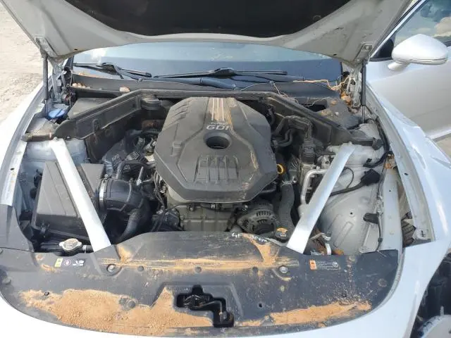 2018 KIA STINGER PREMIUM  