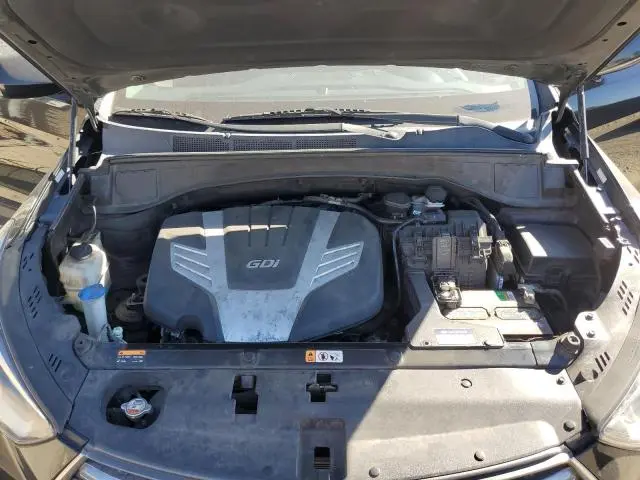 2017 HYUNDAI SANTA FE SE  