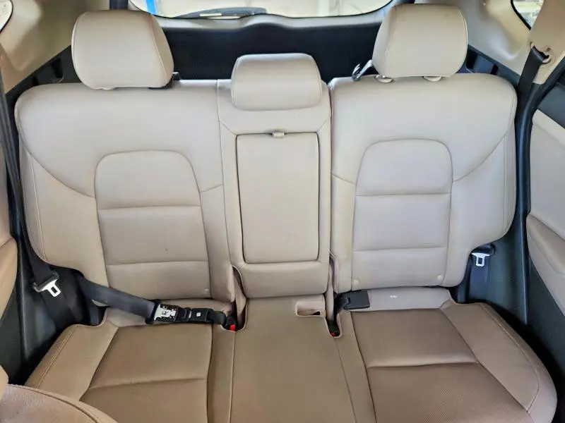 2017 HYUNDAI TUCSON SE PLUS  