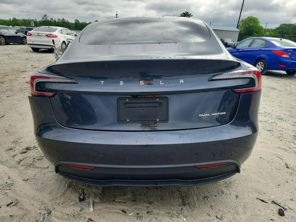 2025 TESLA MODEL 3   
