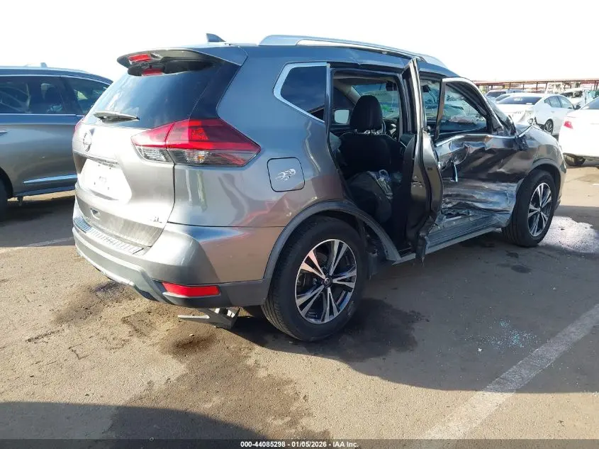 2018 NISSAN ROGUE SL