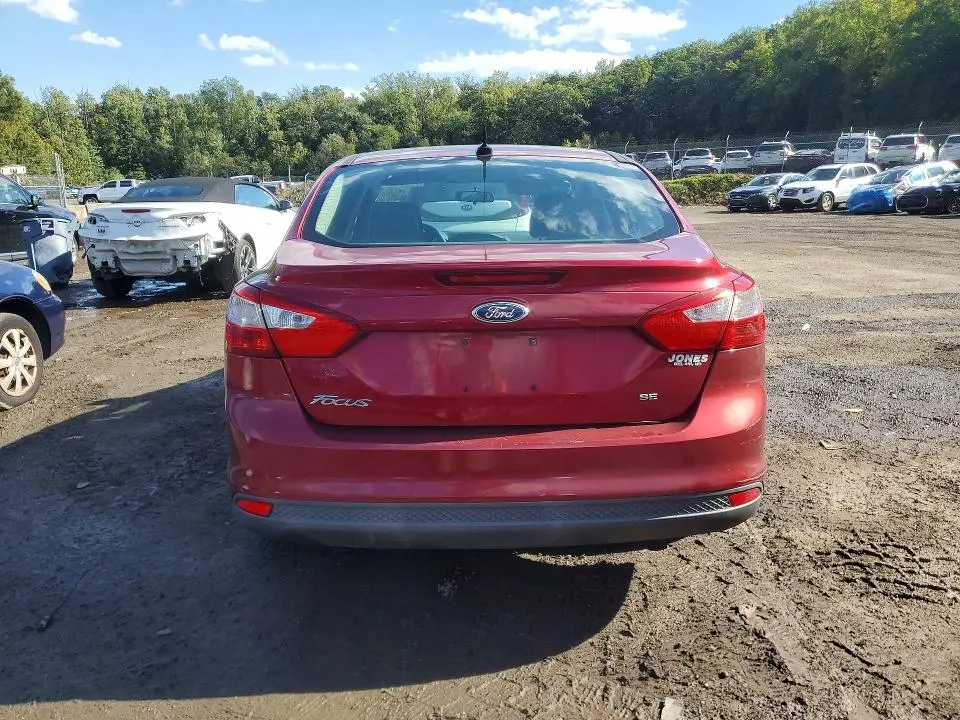 2014 FORD FOCUS SE  