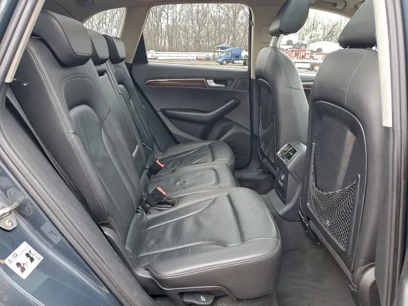 2010 AUDI Q5 PREMIUM PLUS  