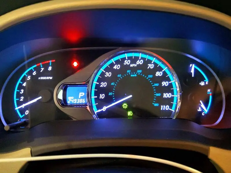 2012 TOYOTA SIENNA XLE 8-PASSENGER  