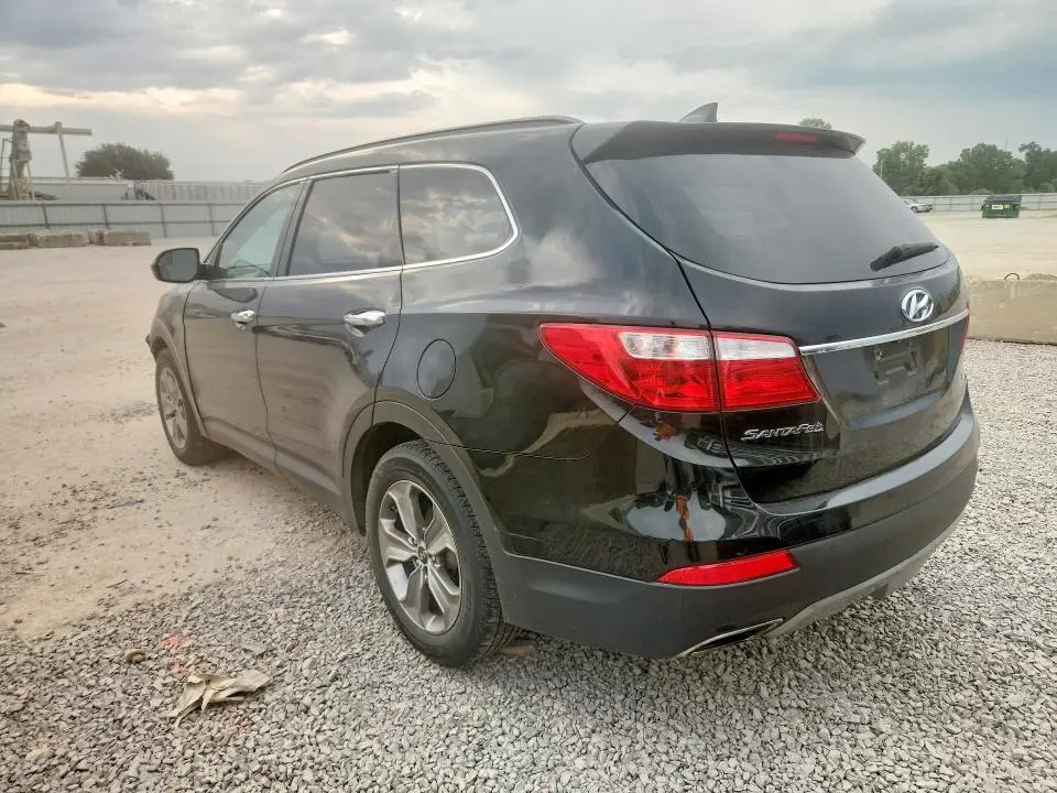 2016 HYUNDAI SANTA FE SE  