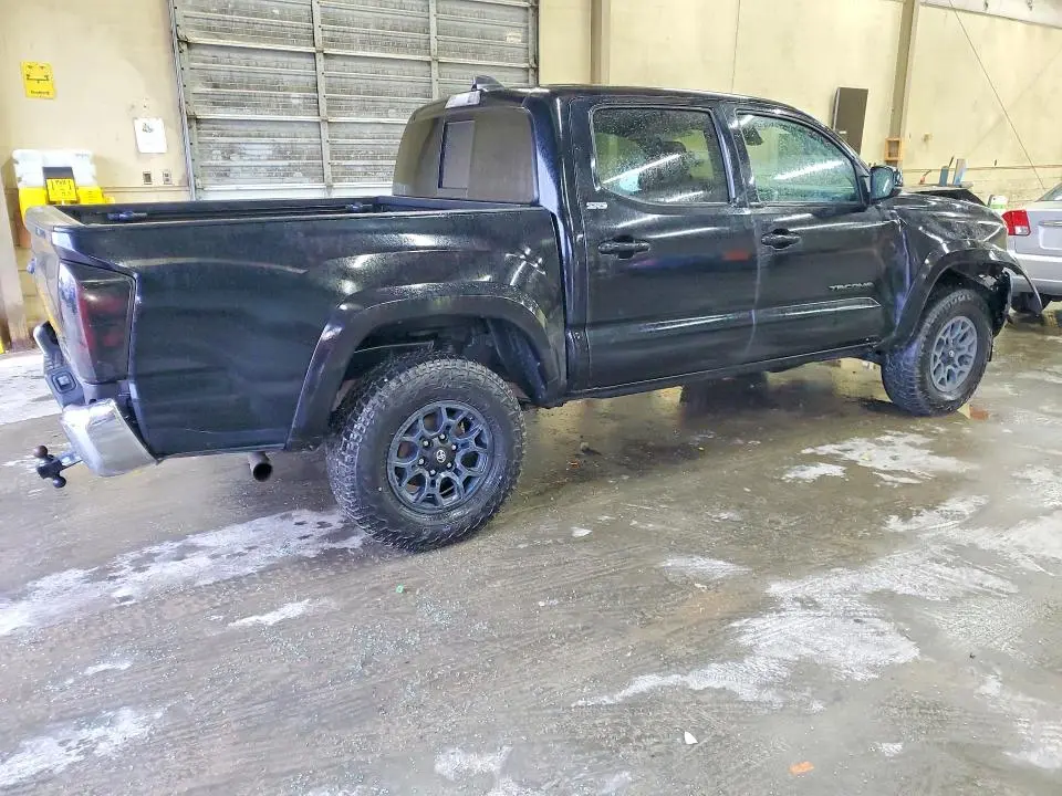 2021 TOYOTA TACOMA SR5 V6  