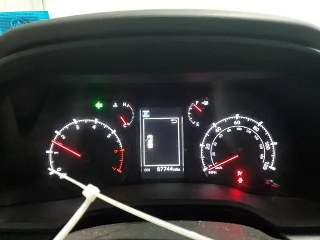 2021 TOYOTA 4RUNNER SR5/SR5 PREMIUM  