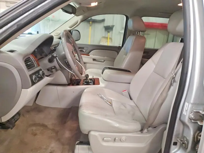 2010 CHEVROLET SUBURBAN K1500 LTZ  