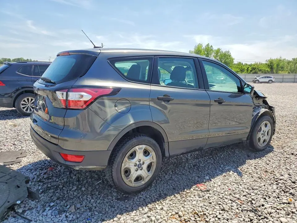 2017 FORD ESCAPE S  