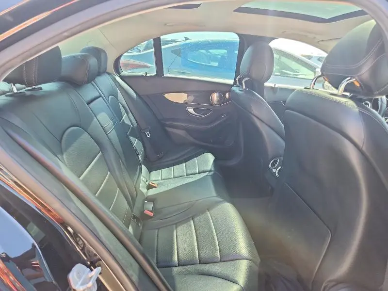 2015 MERCEDES-BENZ C 300  