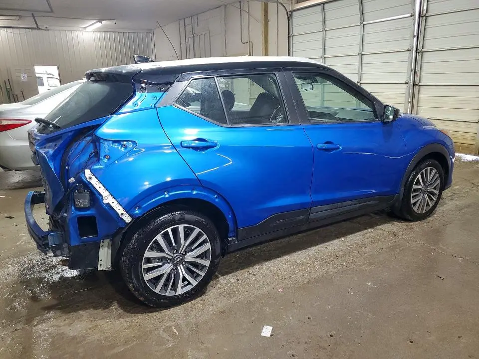2023 NISSAN KICKS SV  