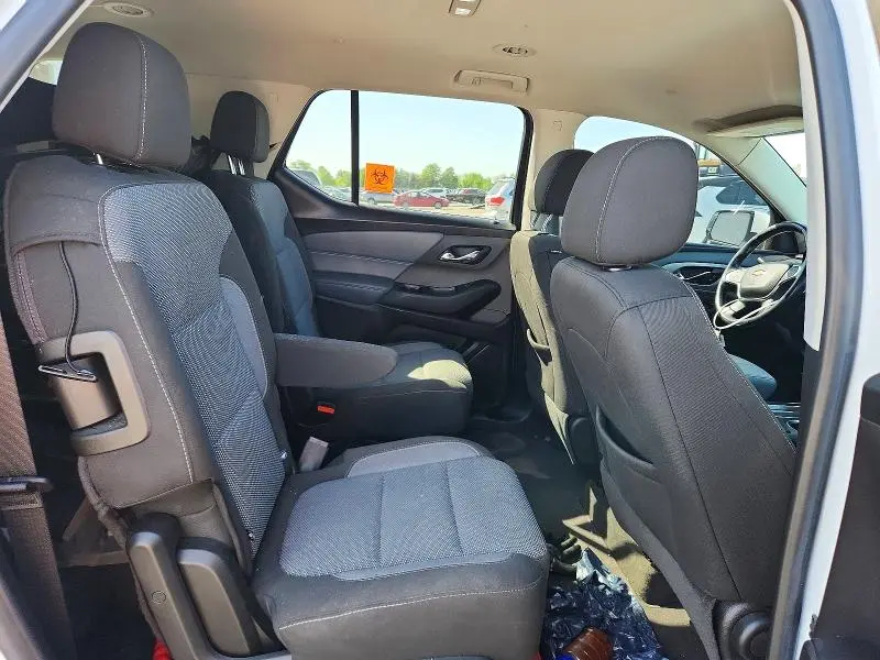 2019 CHEVROLET TRAVERSE LT  