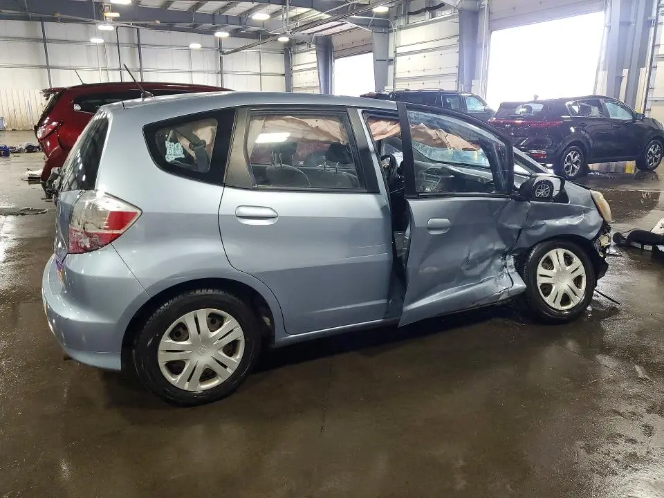2011 HONDA FIT   