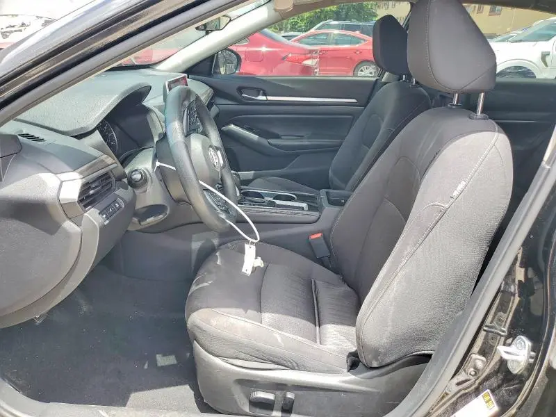 2023 NISSAN ALTIMA SV  