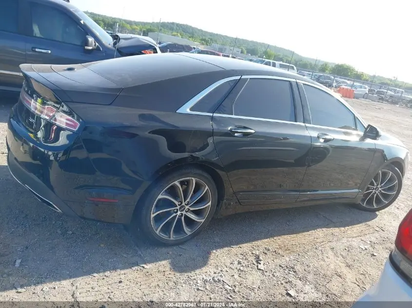 2018 LINCOLN MKZ PREMIERE