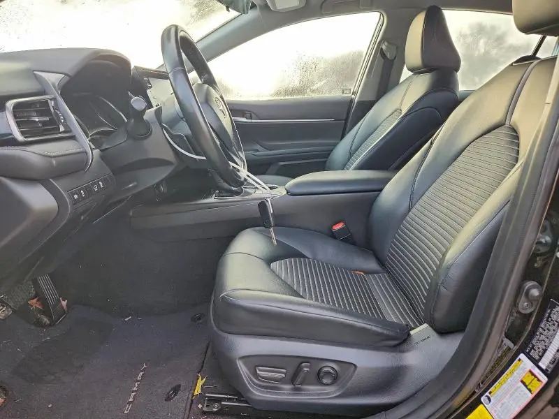 2023 TOYOTA CAMRY SE NIGHT SHADE  