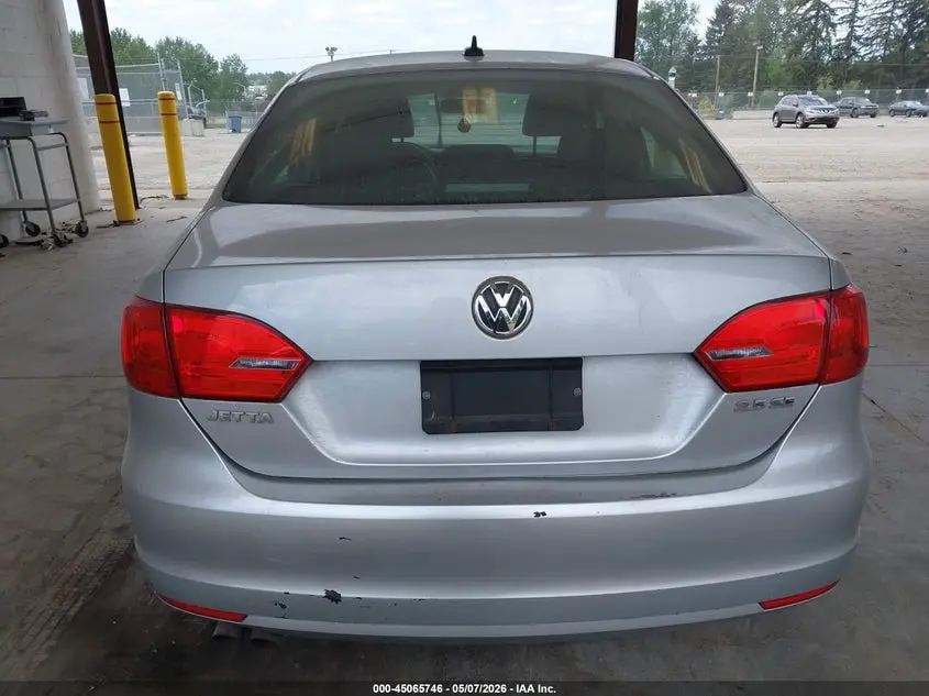 2013 VOLKSWAGEN JETTA 2.5L SE