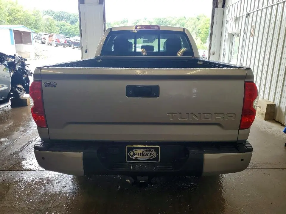 2018 TOYOTA TUNDRA DOUBLE CAB LIMITED  