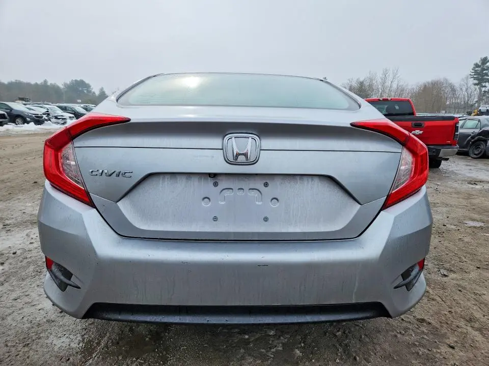 2018 HONDA CIVIC LX  