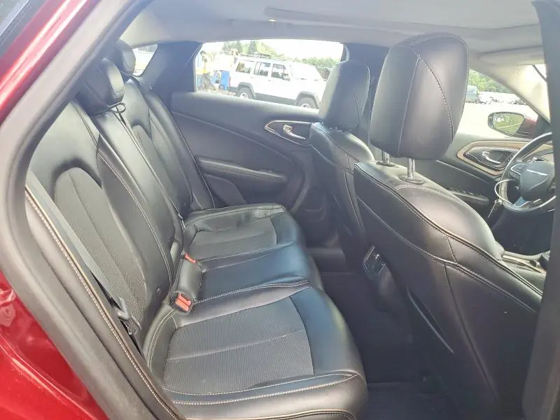 2015 CHRYSLER 200 C  