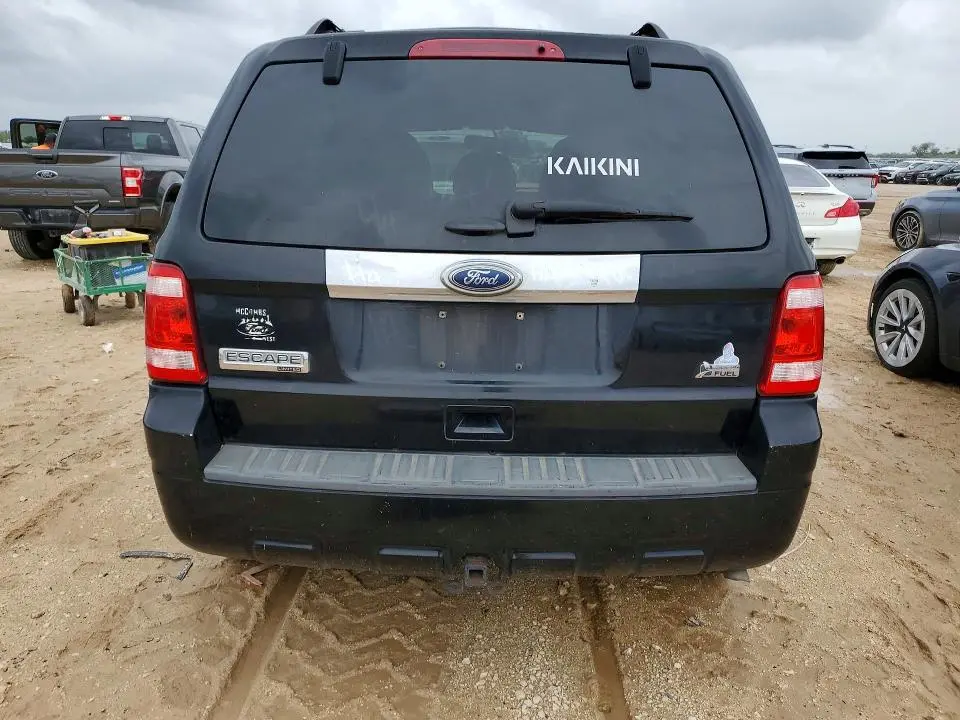 2010 FORD ESCAPE LIMITED  