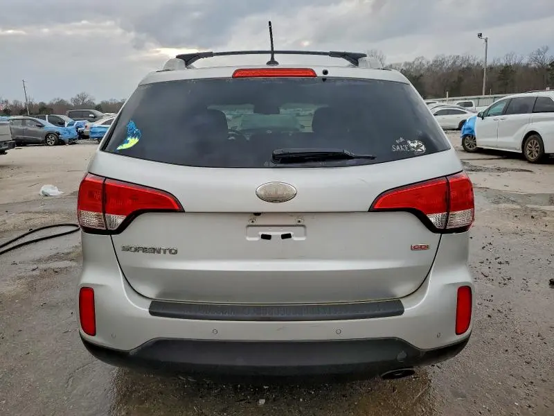 2014 KIA SORENTO LX  