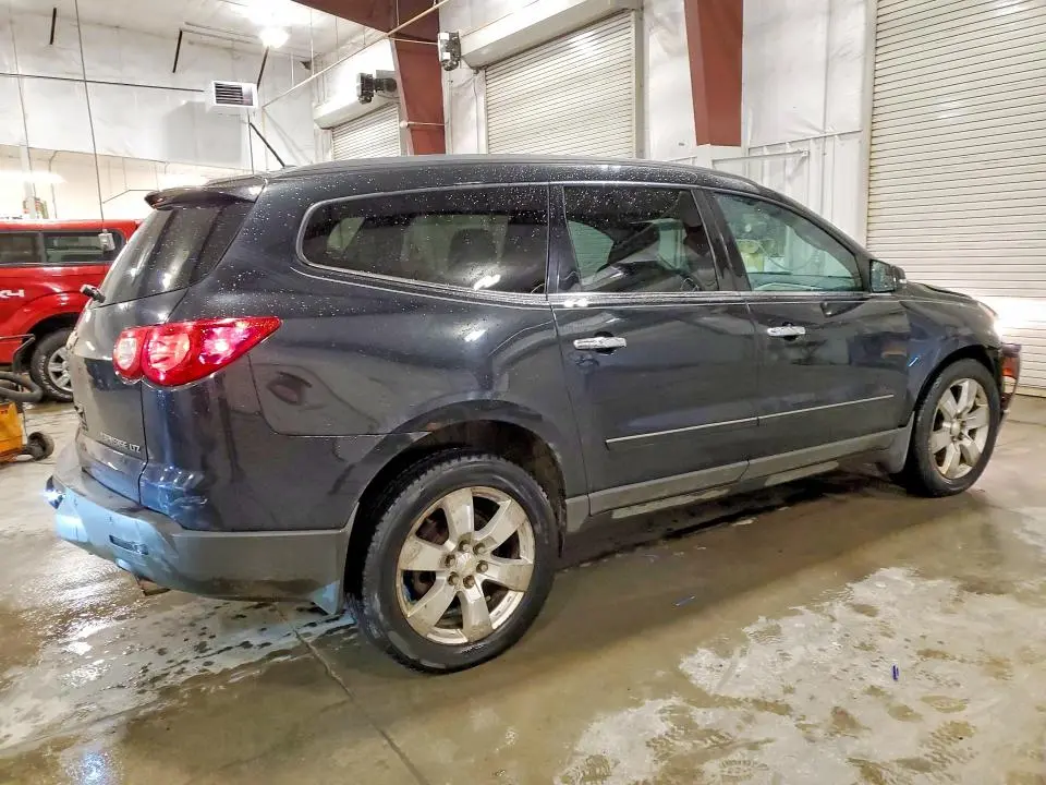 2011 CHEVROLET TRAVERSE LTZ  