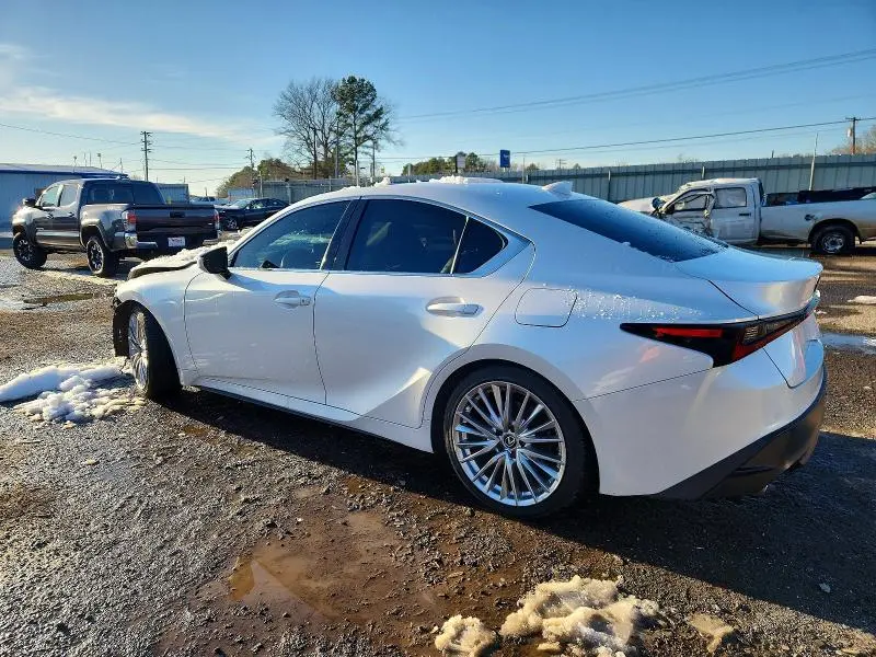 2022 LEXUS IS 300  