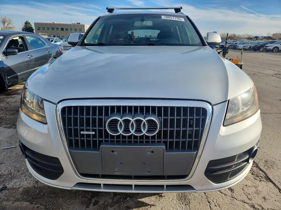 2011 AUDI Q5 PREMIUM  