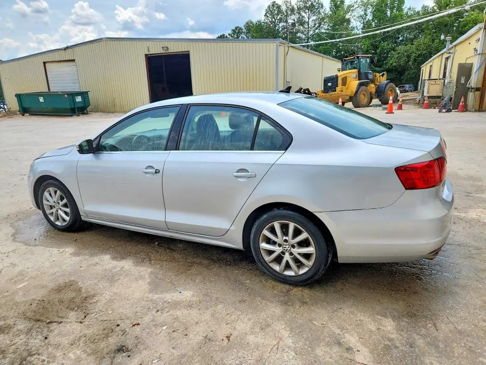 2014 VOLKSWAGEN JETTA SE  