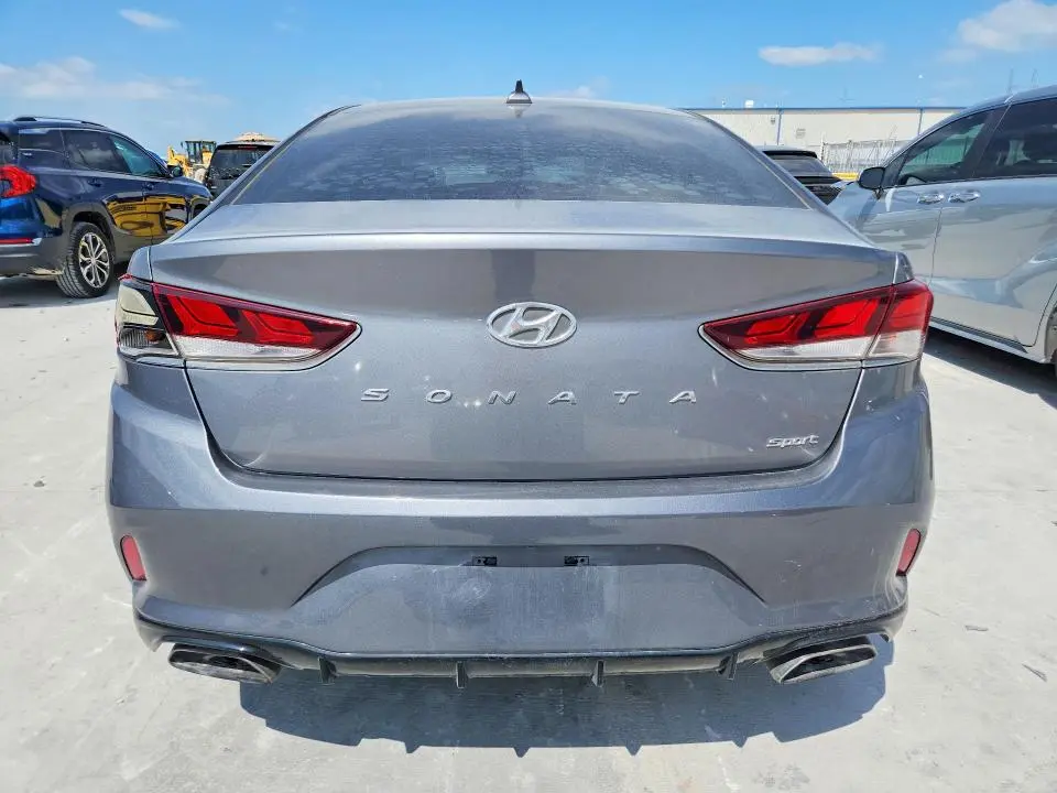 2018 HYUNDAI SONATA SPORT  