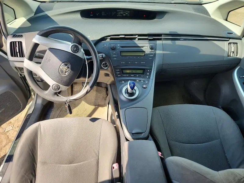 2010 TOYOTA PRIUS II  