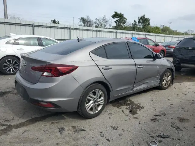 2020 HYUNDAI ELANTRA SEL  