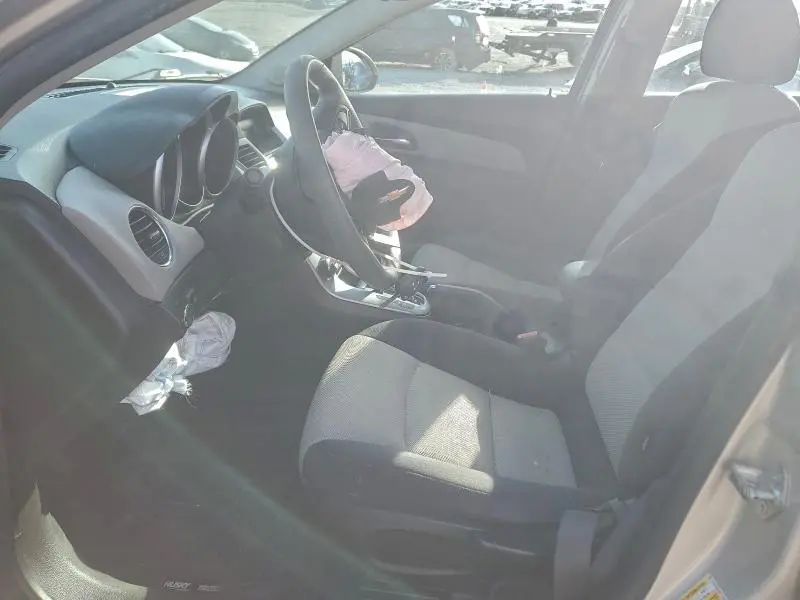 2013 CHEVROLET CRUZE LS  