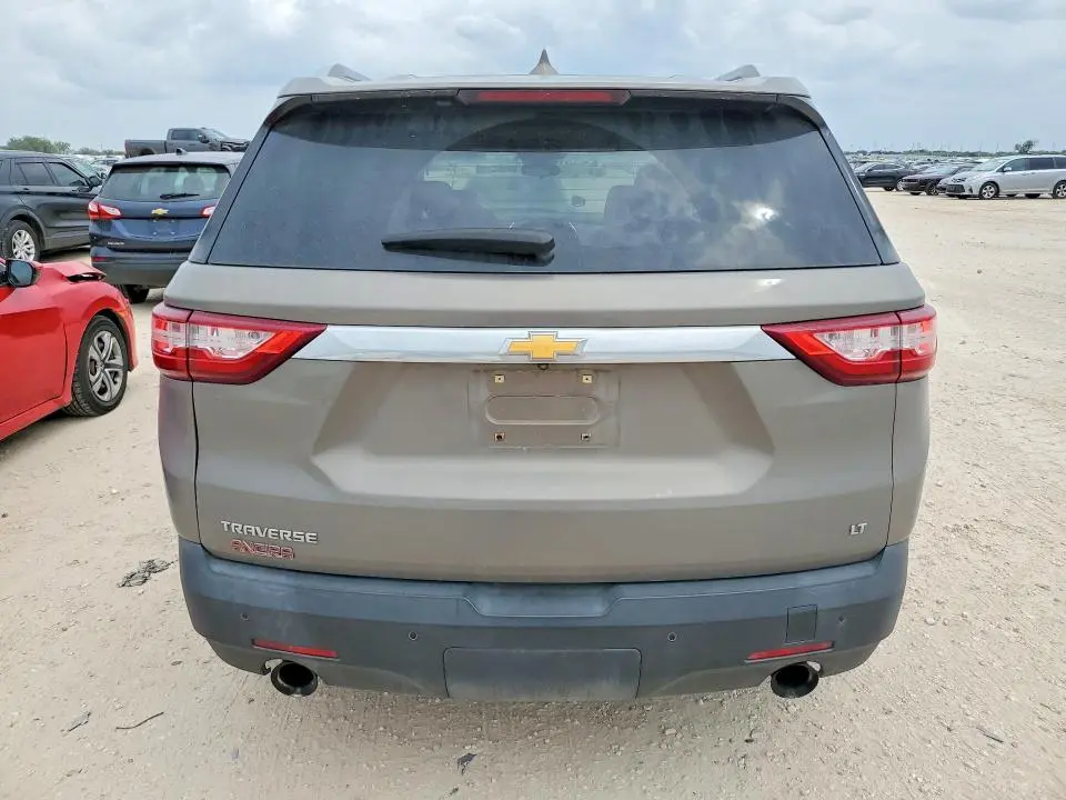 2018 CHEVROLET TRAVERSE LT  