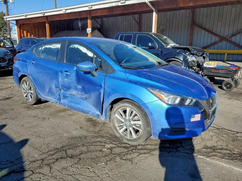 2021 NISSAN VERSA SV  