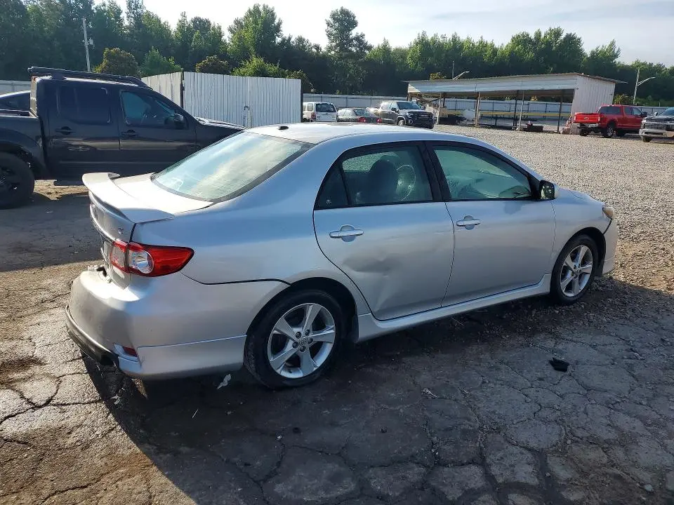 2011 TOYOTA COROLLA S  