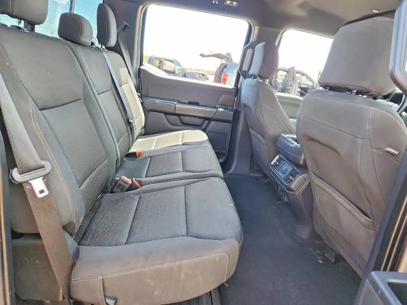 2024 FORD F150 XLT  
