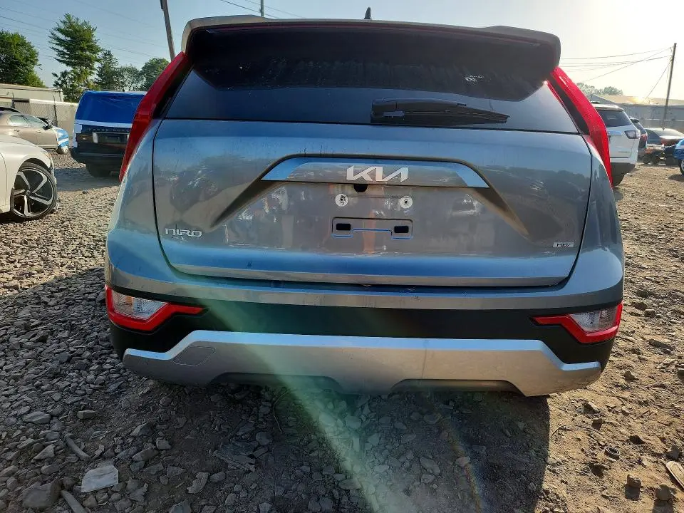 2026 KIA NIRO LX  
