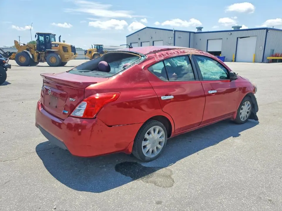 2015 NISSAN VERSA 1.6 SV  