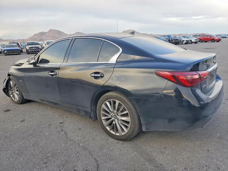 2018 INFINITI Q50 LUXE  