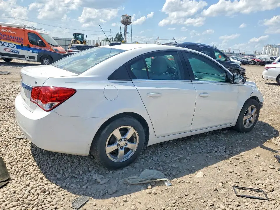 2015 CHEVROLET CRUZE LT  