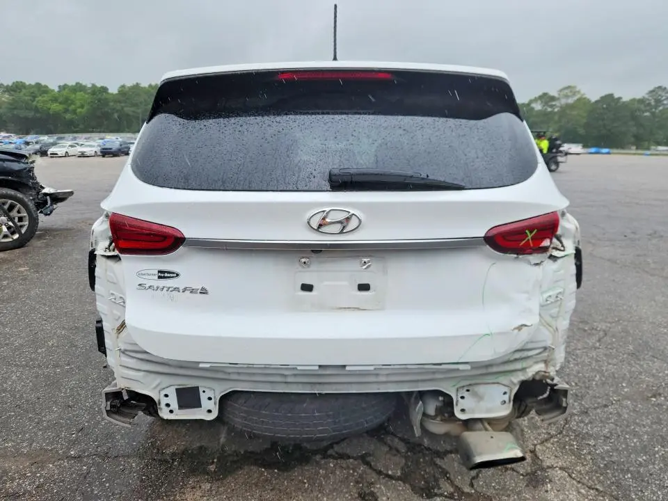 2020 HYUNDAI SANTA FE SE  