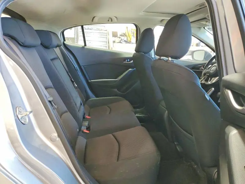2016 MAZDA 3 TOURING  