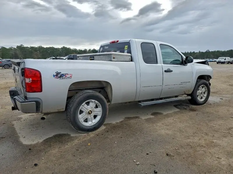 2013 CHEVROLET SILVERADO C1500 LT  