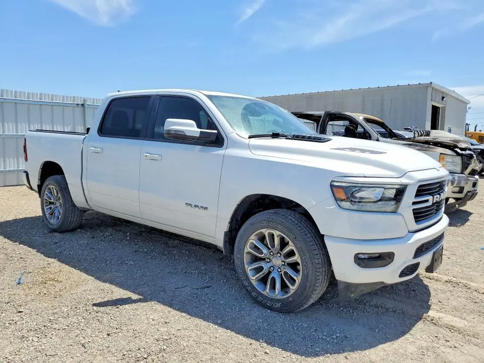 2024 RAM 1500 LARAMIE  