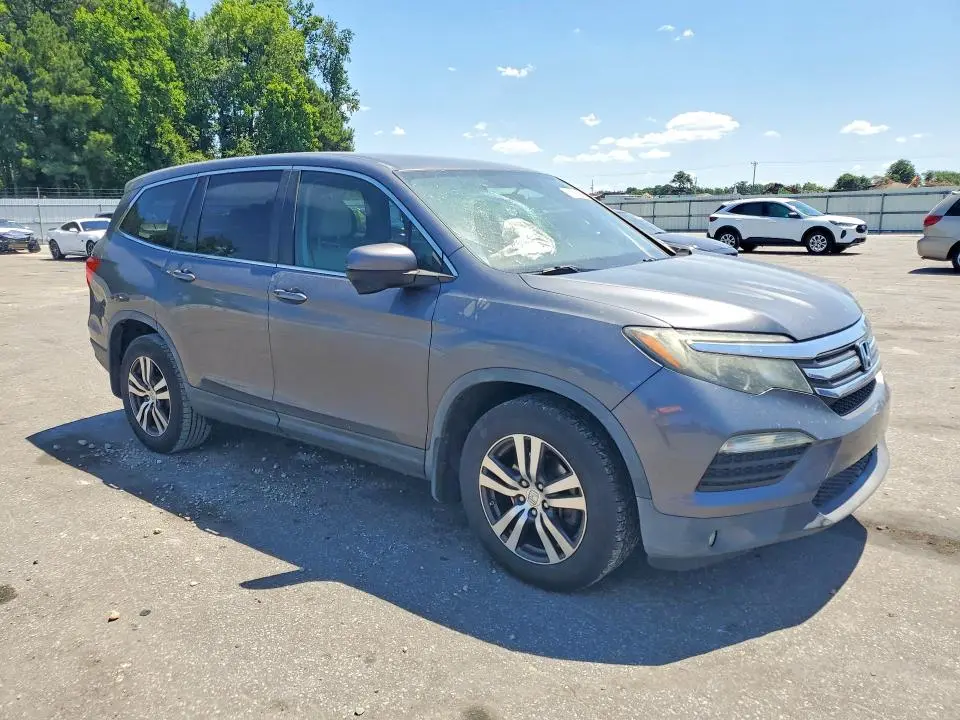 2017 HONDA PILOT EX  