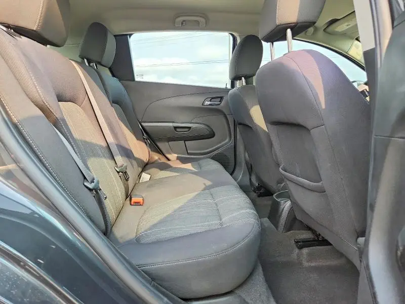 2014 CHEVROLET SONIC LT  